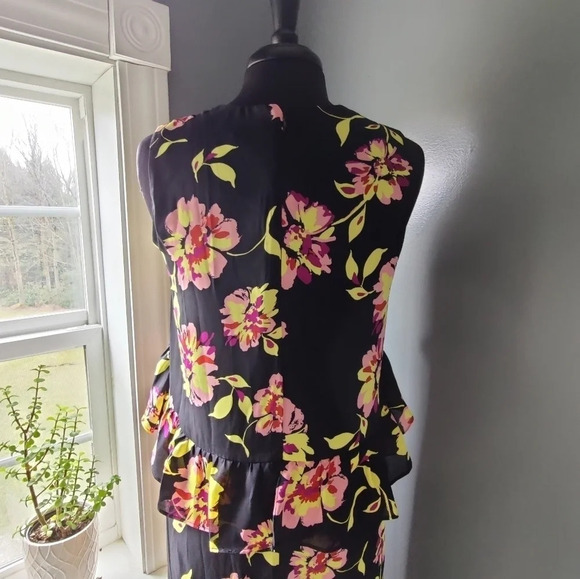 Who What Wear Floral Dress - Picture 2 of 4